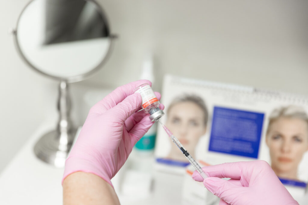 Xeomin wrinkle treatment being prepared at Catara Med Spa in Algonquin, IL. Botulinum injectable for smoothing fine lines and frown lines. how long does Xeomin take to work after injection results in Algonquin IL
