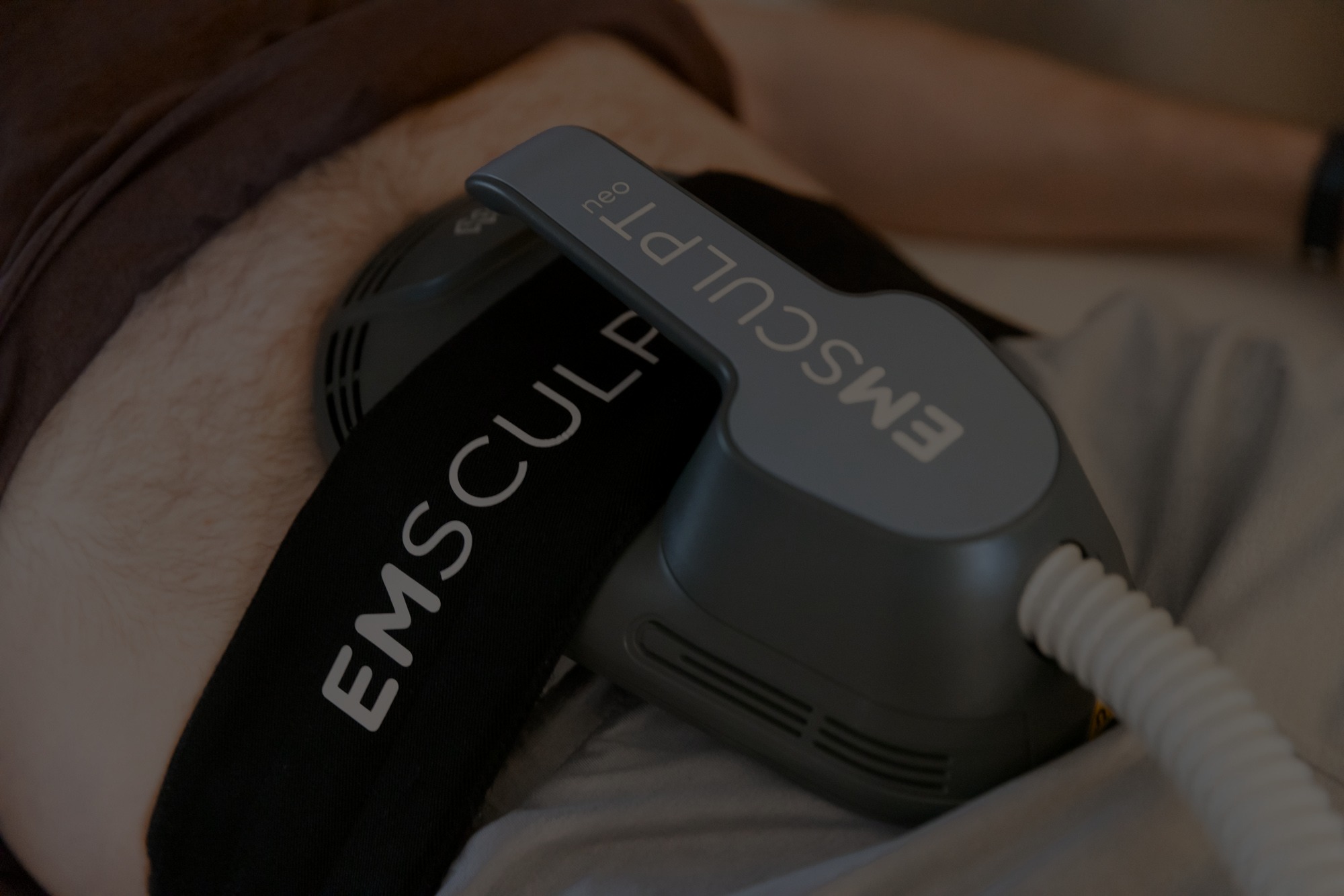 Emsculpt Neo treatment for abdominal muscle toning at Catara Med Spa in Algonquin, IL. Non-invasive sculpting and fat reduction for core definition.