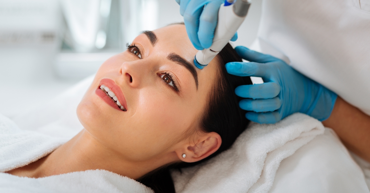Client receiving a HydraFacial treatment for deep cleansing, hydration, and glowing skin at Catara Med Spa.